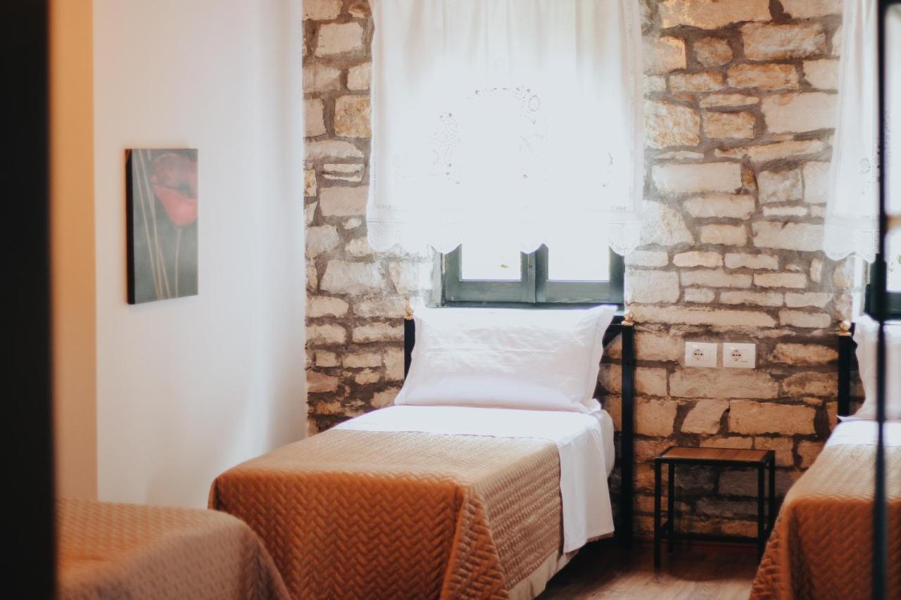 Bujtina Maria Hotel Stegopull Exterior photo