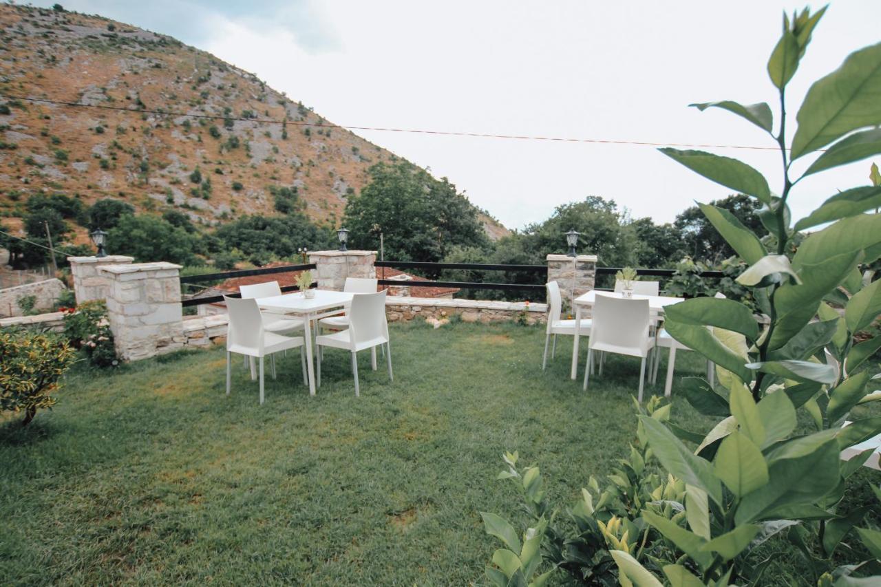 Bujtina Maria Hotel Stegopull Exterior photo