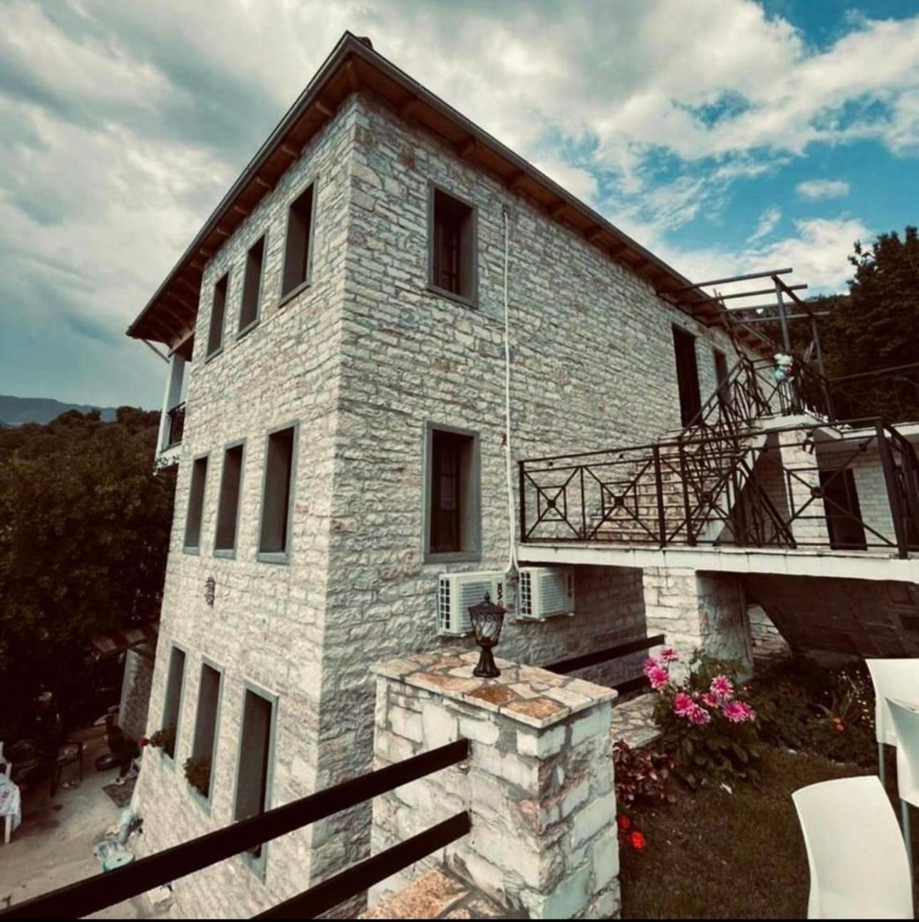 Bujtina Maria Hotel Stegopull Exterior photo